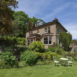woodlands-house.yorkshirehotels.net/
